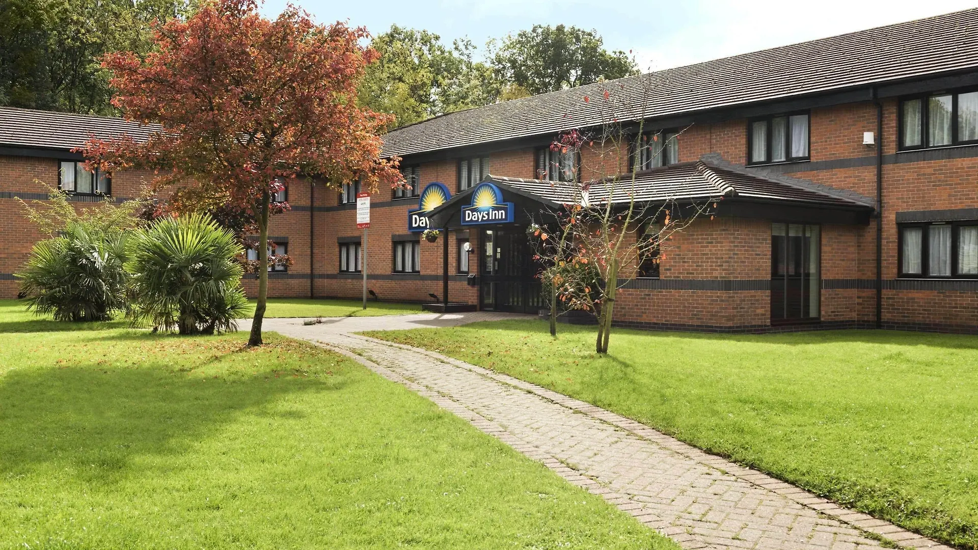 5 Family Hotels Near Racing Club Leamington Spa Worth Booking